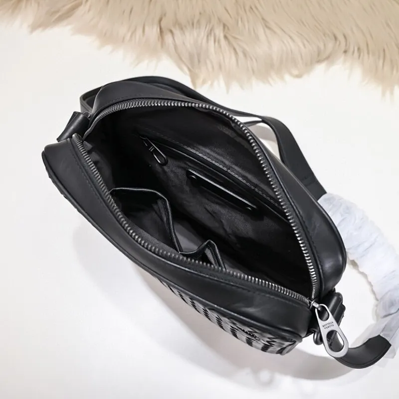 All categories 💚 Top version men’s bags 💚 BV 2024 new BV crossbody bag